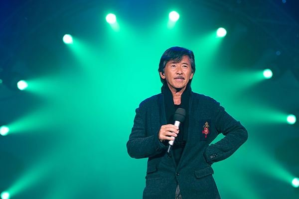 陈奕迅和林子祥在演唱会上合唱的一首数字歌