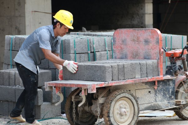 用辛苦造句不能超过十个字