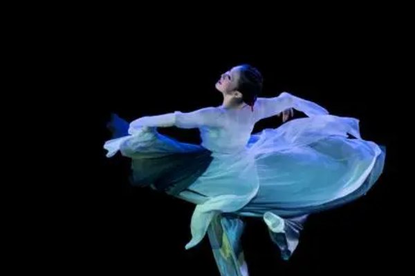 学独舞的好处和重要性