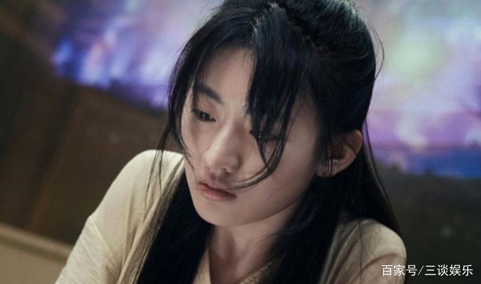 《扫黑风暴》里面，为什么孙兴要让徐英子用牙齿抵住大理石茶几？