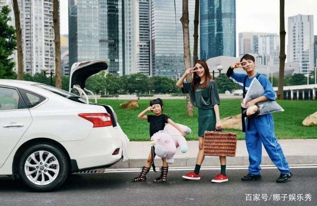 靠收租爆火的网红夫妻，坐拥千万粉丝，真实背景怎样？