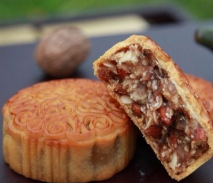 26岁以下的年轻人,为何越来越爱五仁月饼?