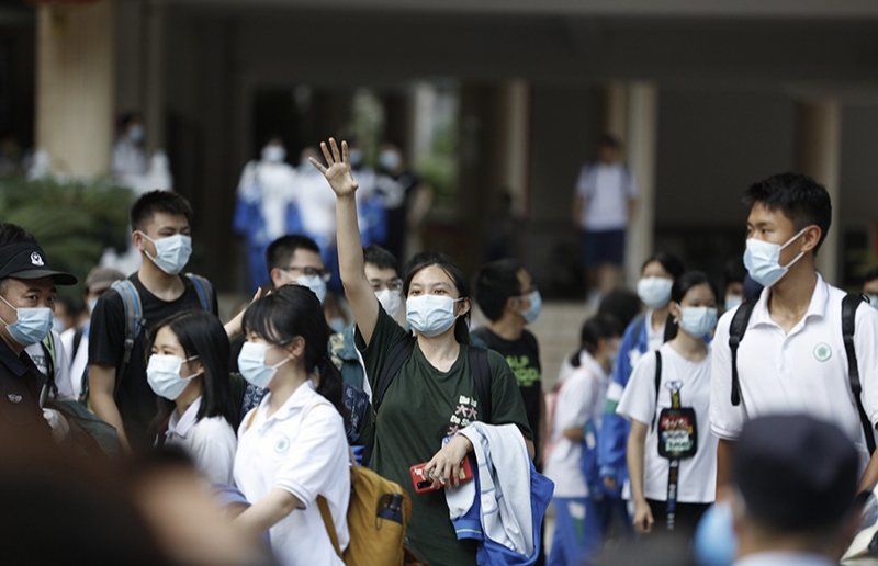 今年数学高考难吗?