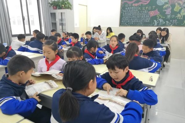 蓬的拼音怎么读